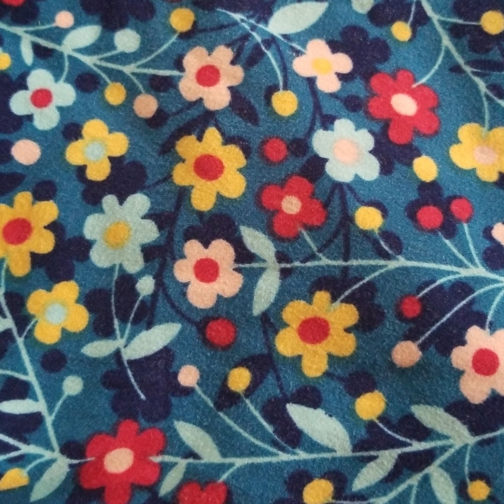 LuLaRoe - Picture 2 of 2